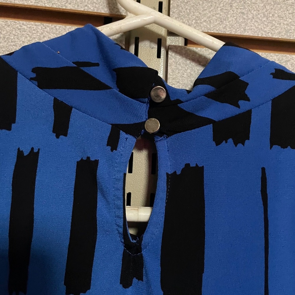 Worthington Womens XL Blue Black Abstract Brushstroke Mock Neck Pleated Blouse - Picture 5 of 6